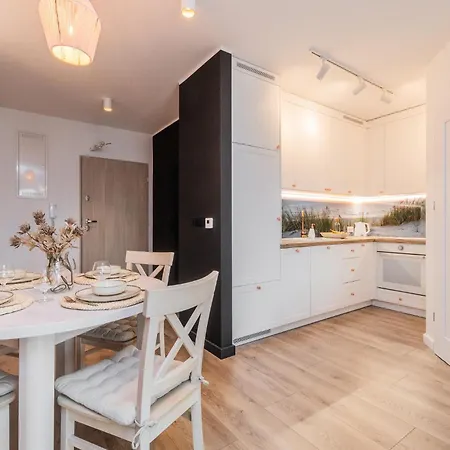 Apartment Z Basenem I Ogrodkiem Baltic Sun B21 *
